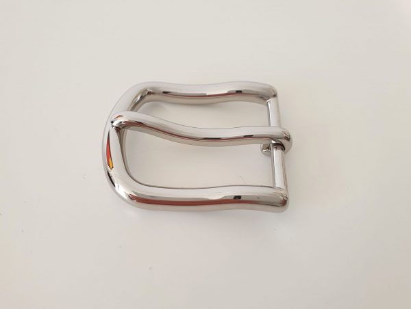 Boucle de ceinture Hermès en métal argentéBoucle de ceinture Hermès en métal argenté